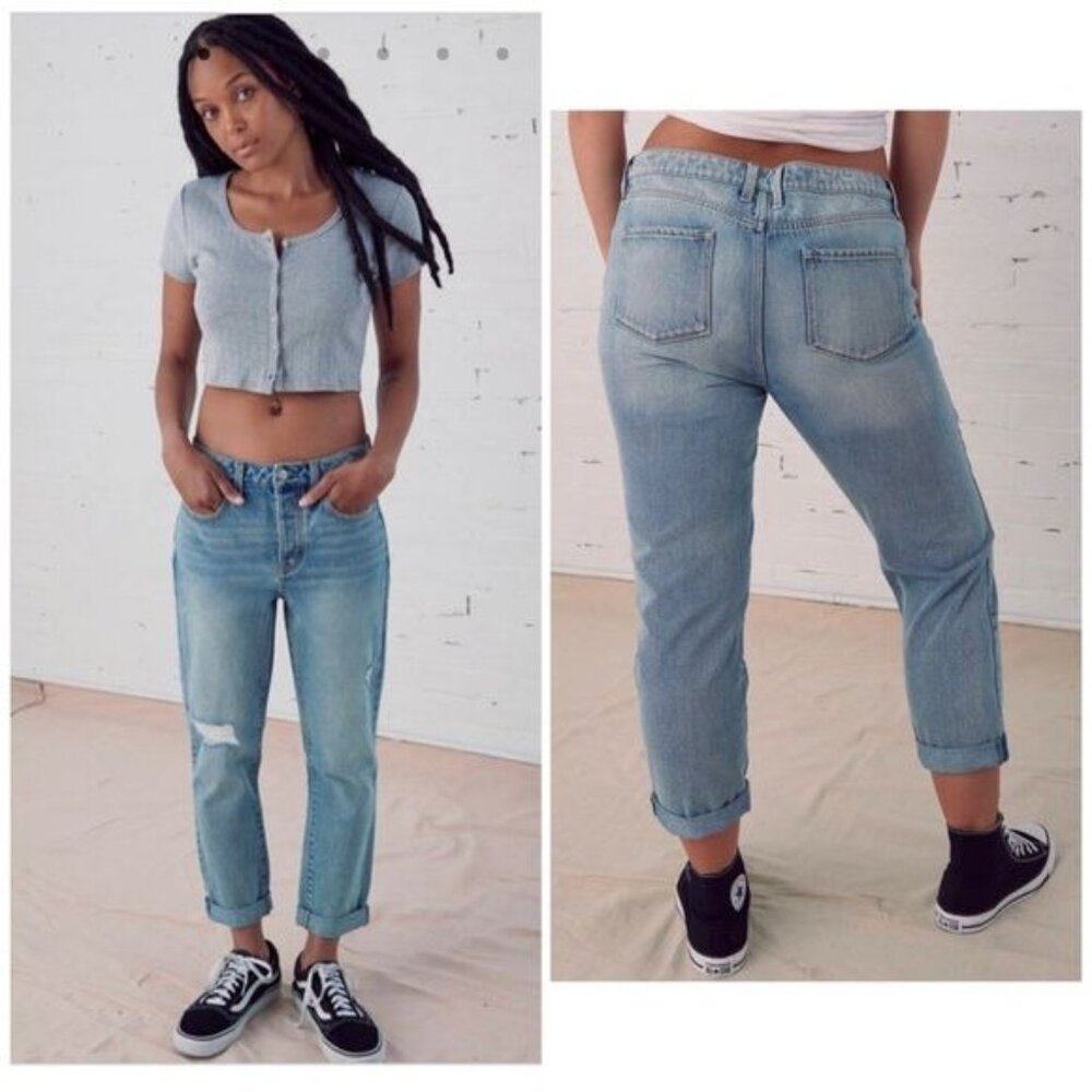 RSQ Light Wash distressed high waisted Boyfriend straight jeanssize 23